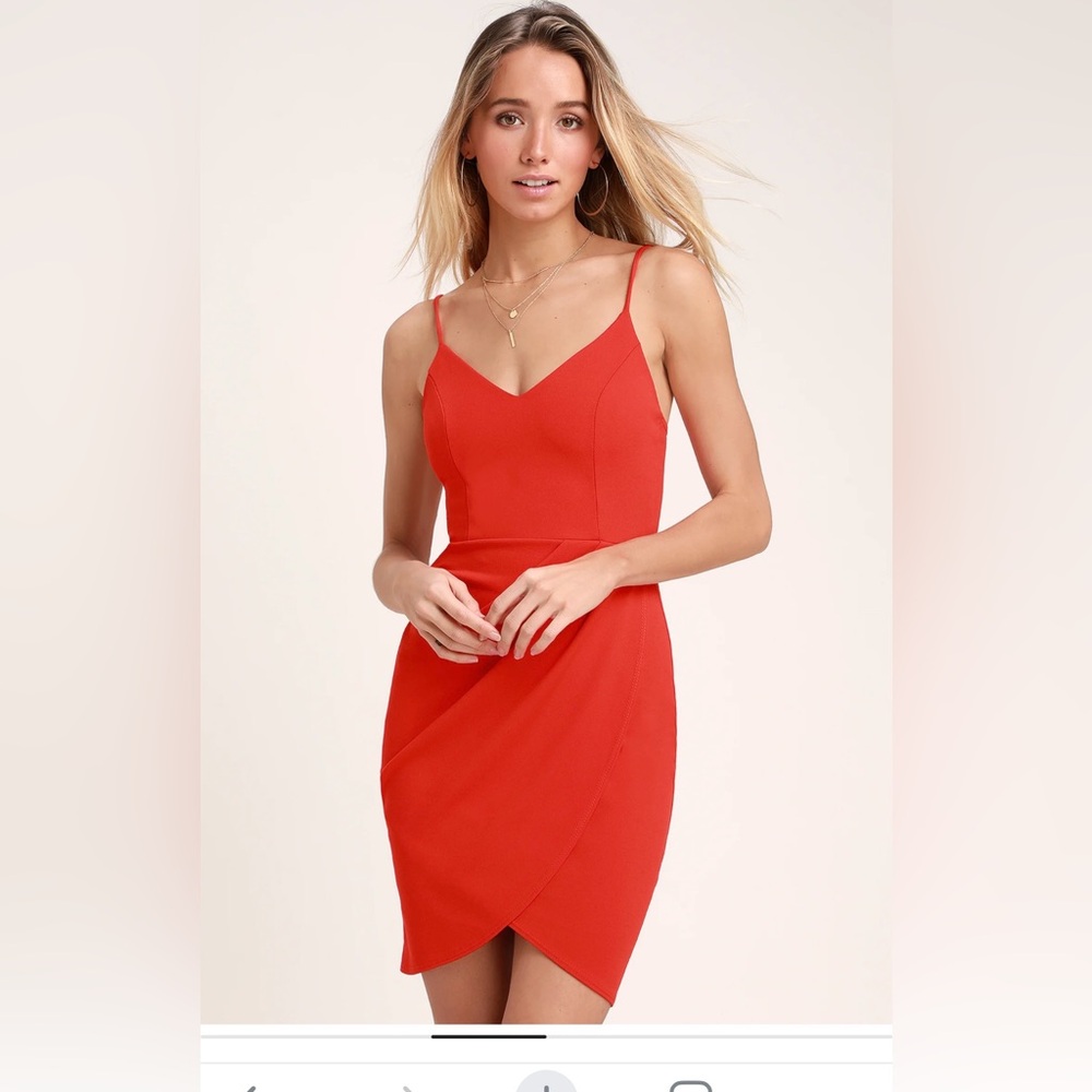 Lulu's 💃🏻Burgundy  Mini Dress Spaghetti Strap V-Neck, size small Like new